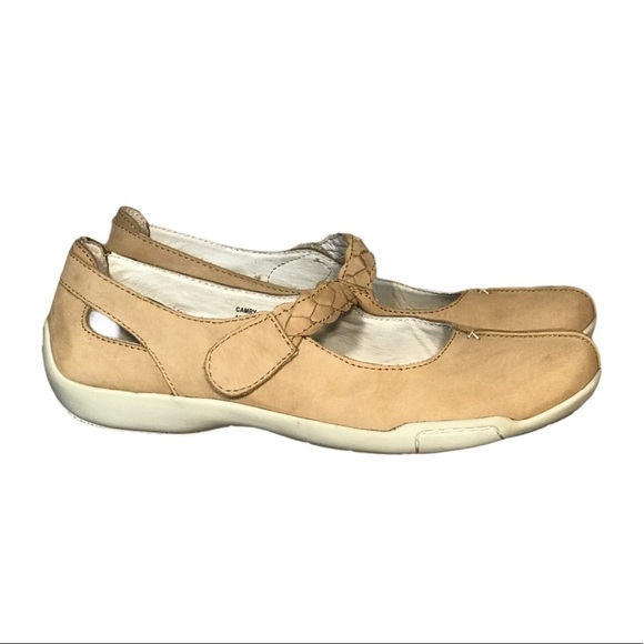 Ros Hommerson Camry Tan Suede‎ Mary Jane Flat - Picture 1 of 16